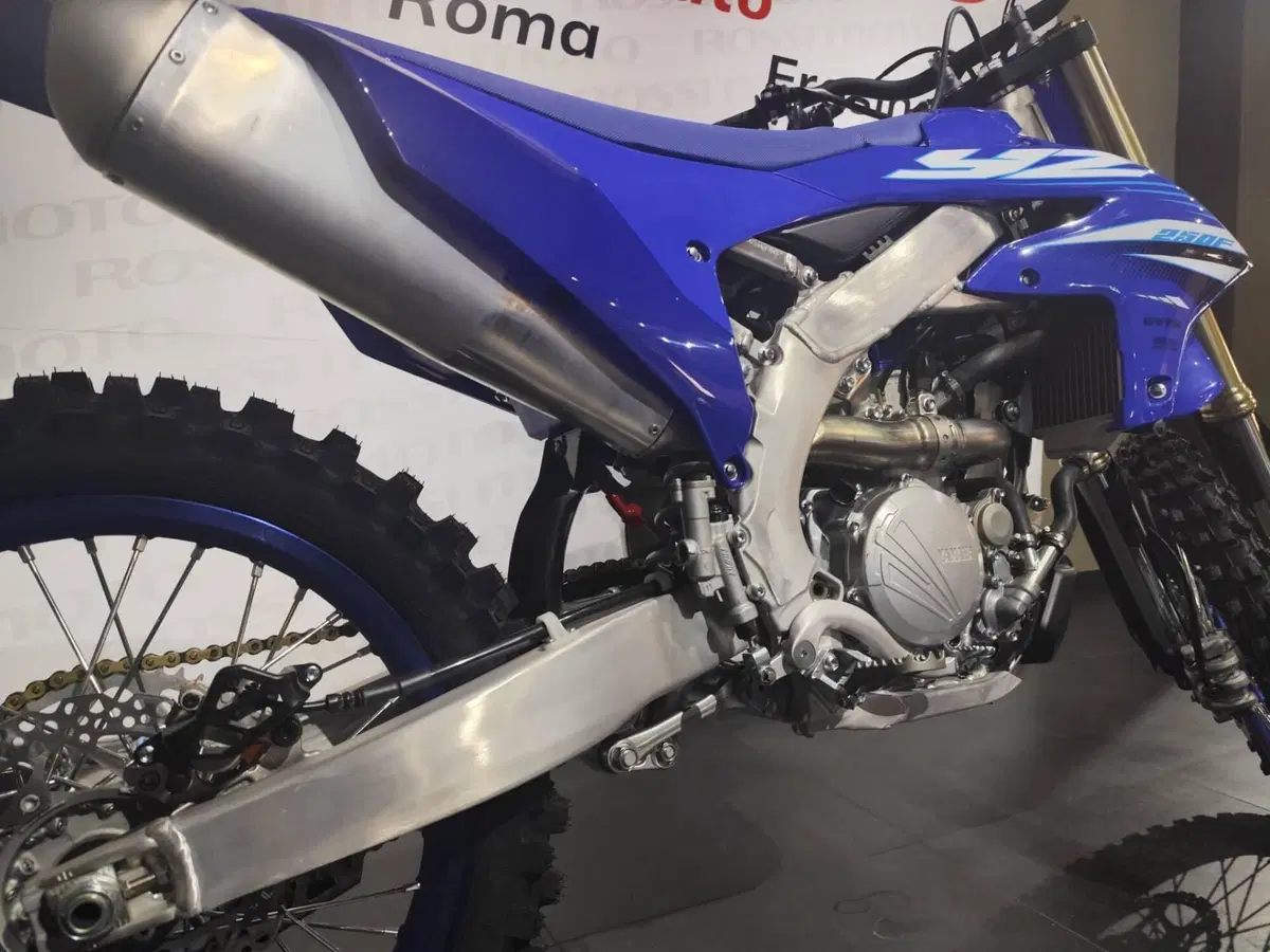 Yamaha YZ 250 F (2025) (2)