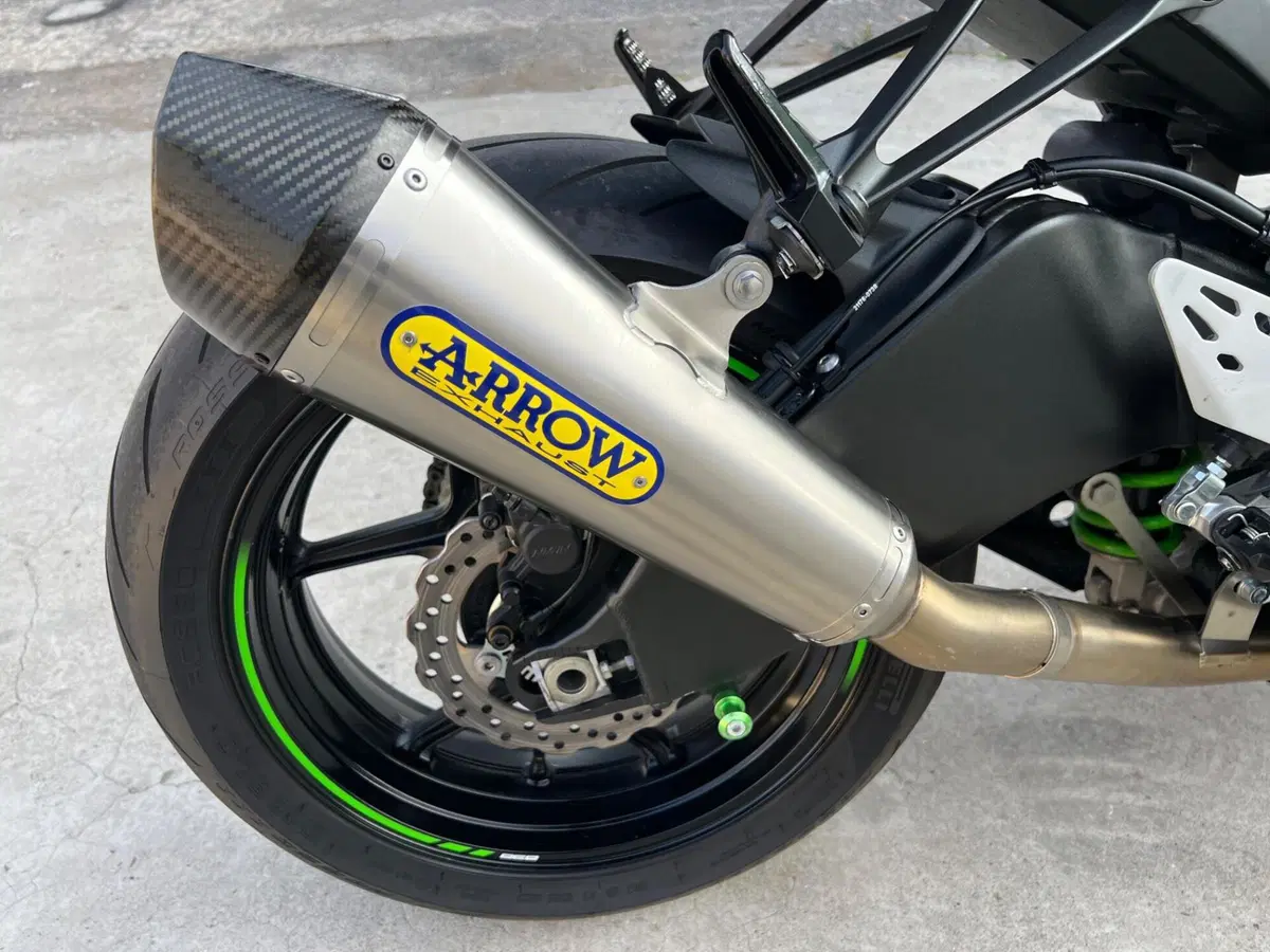 Kawasaki Ninja 636 ZX-6R KRT (2019 - 20) (18)