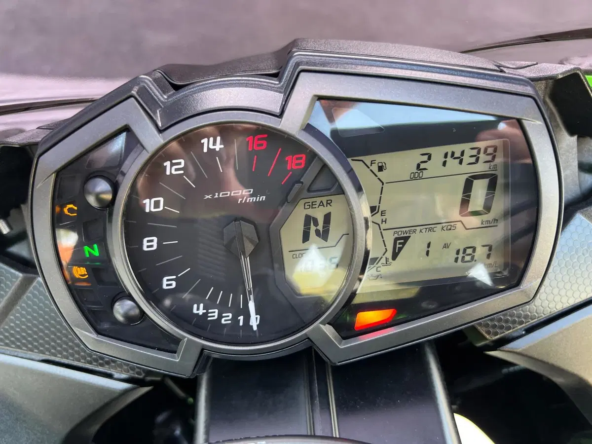 Kawasaki Ninja 636 ZX-6R KRT (2019 - 20) (5)