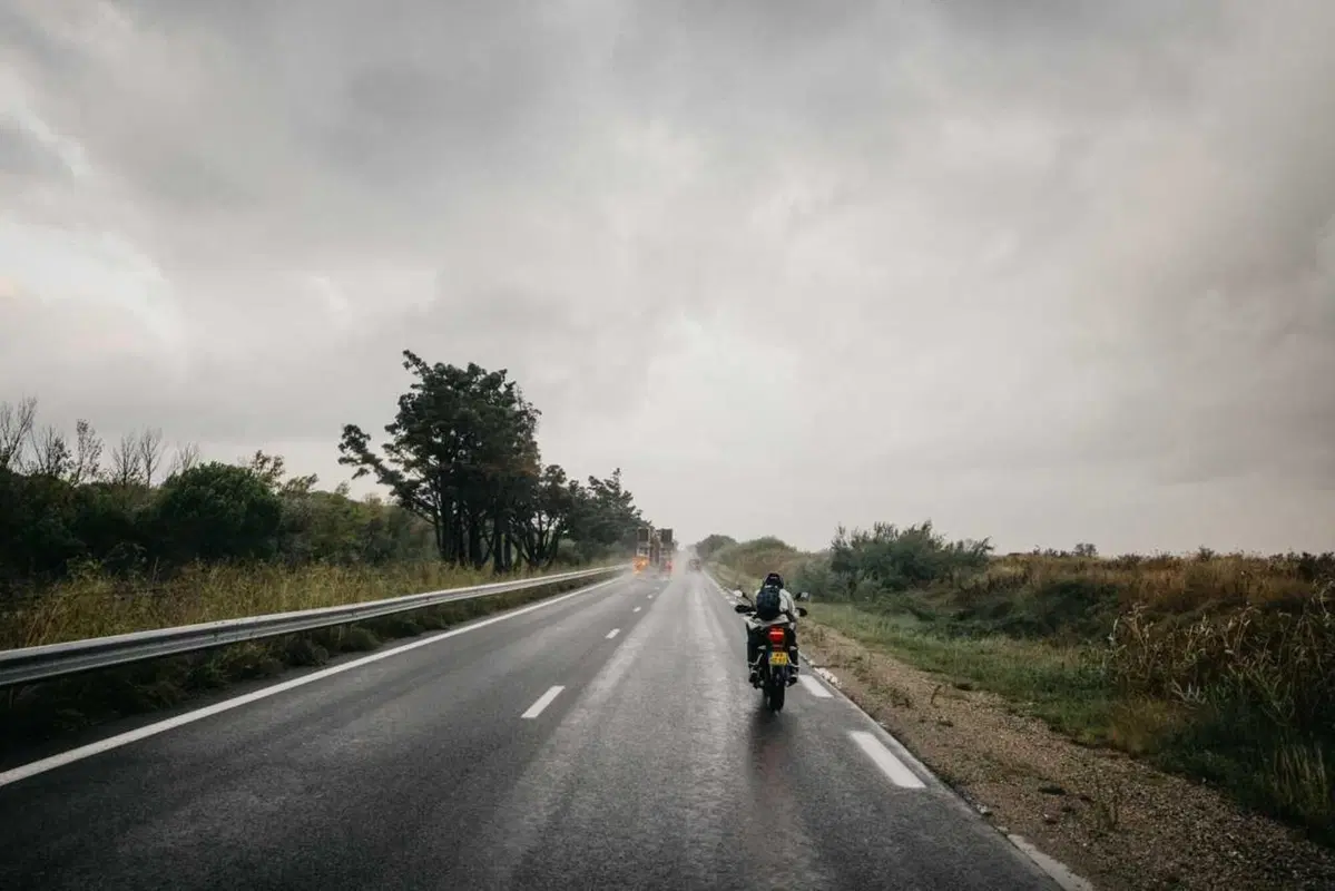 Una moto elettrica di serie ha fatto 436 chilometri con una sola carica: è record ed è una Zero (11)