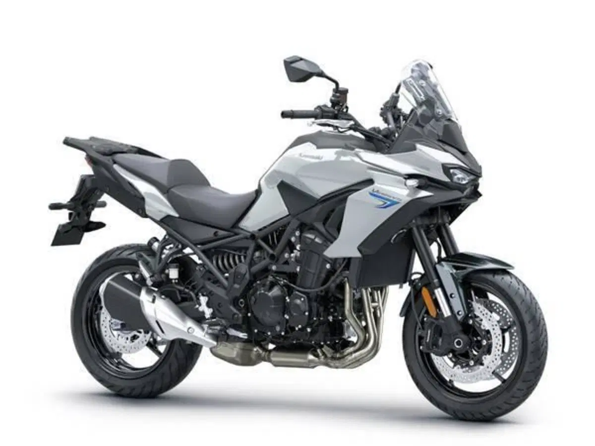 Kawasaki Versys 900 (2027) (6)