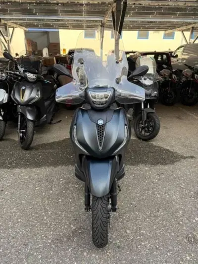 Piaggio Beverly 300 S ABS-ASR (2021 - 25) usata
