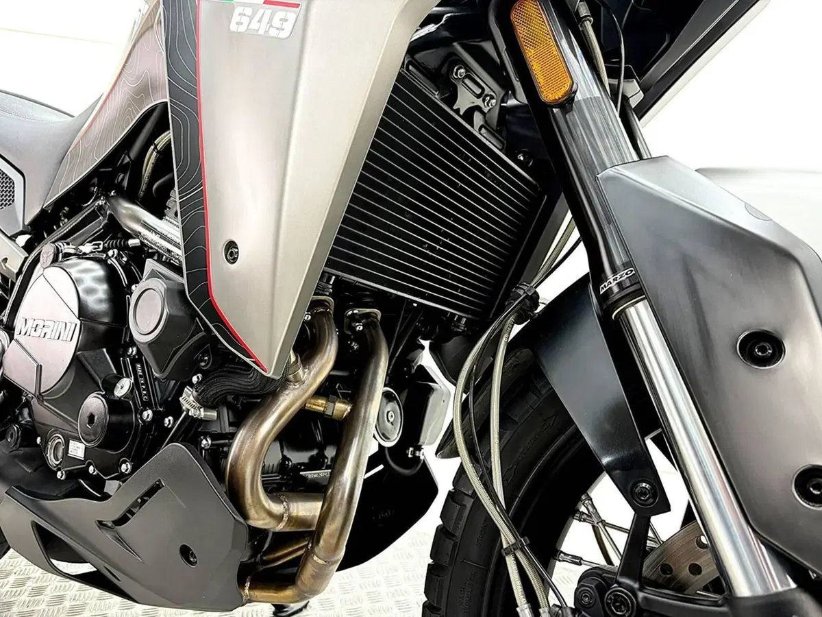 Moto Morini X-Cape 650 (2021 - 26) (10)