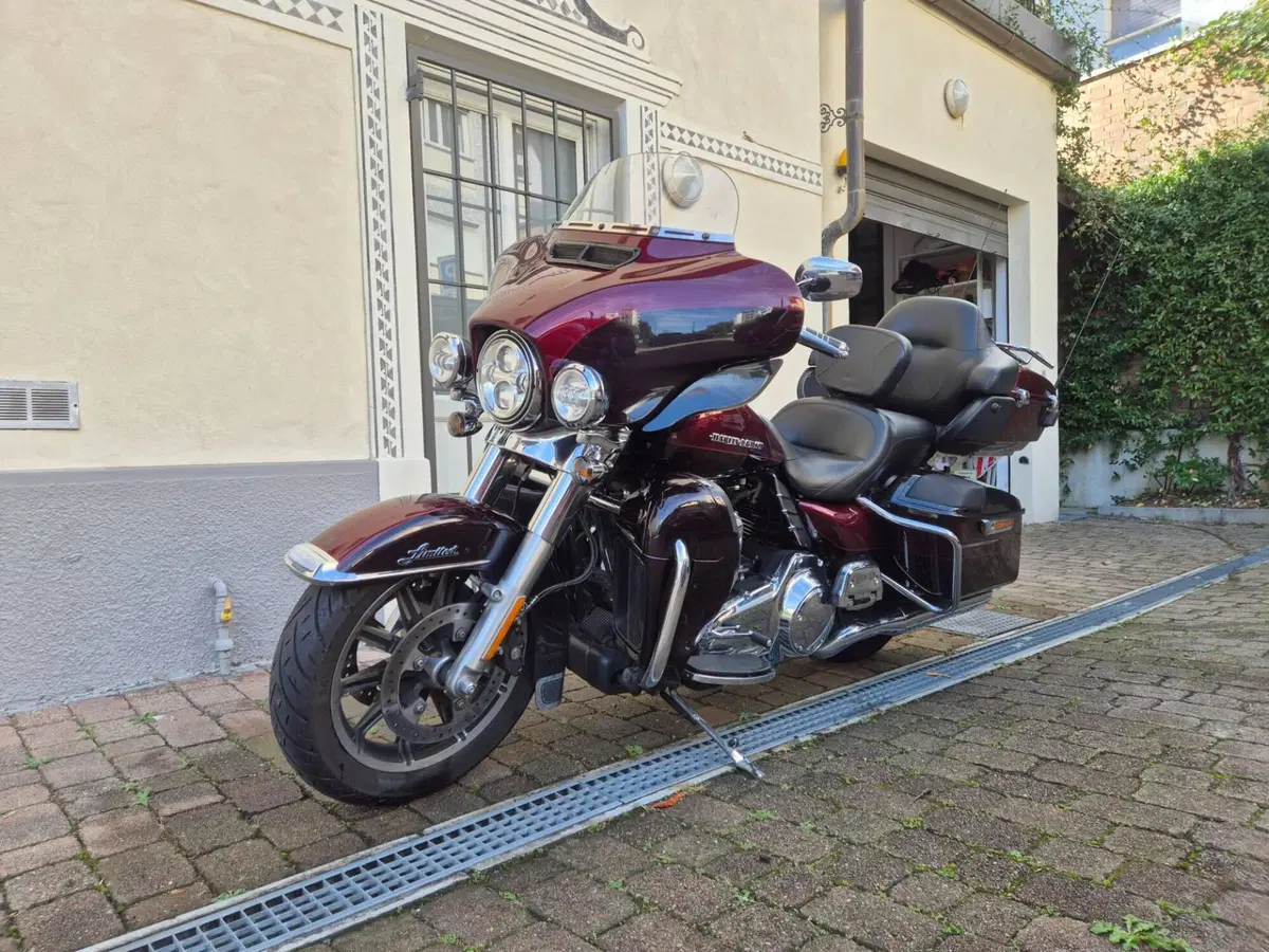 Harley-Davidson 1690 Electra Glide Ultra Limited Low (2014 - 16) - FLHTKL