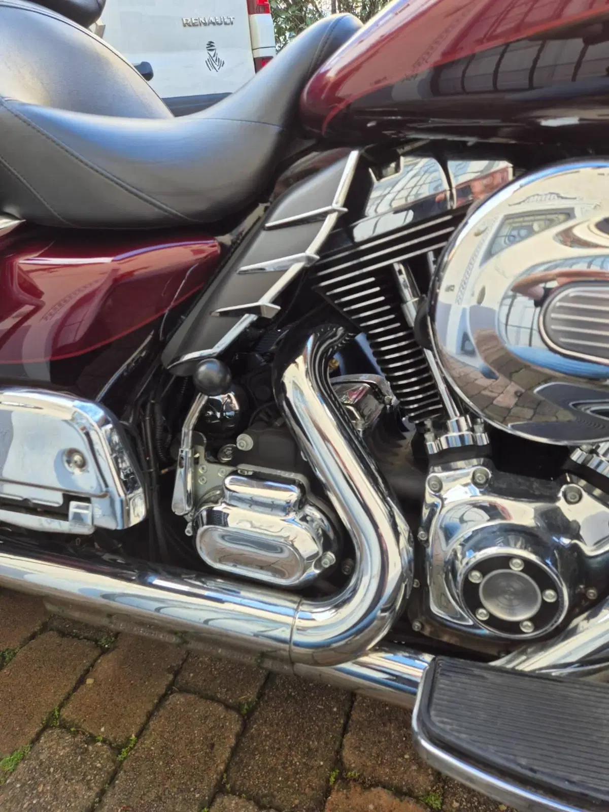 Harley-Davidson 1690 Electra Glide Ultra Limited Low (2014 - 16) - FLHTKL (6)