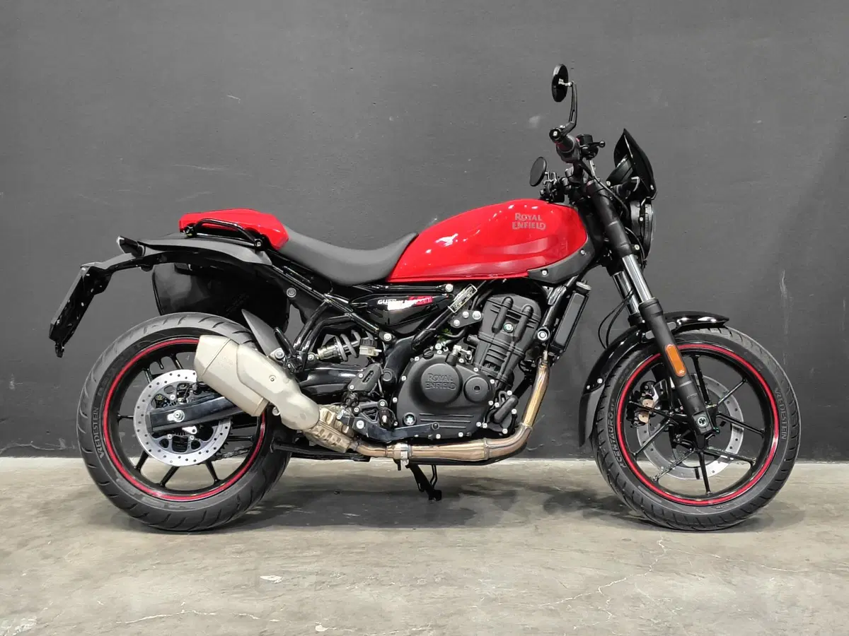 Royal Enfield Guerrilla 450 Apex (2026)