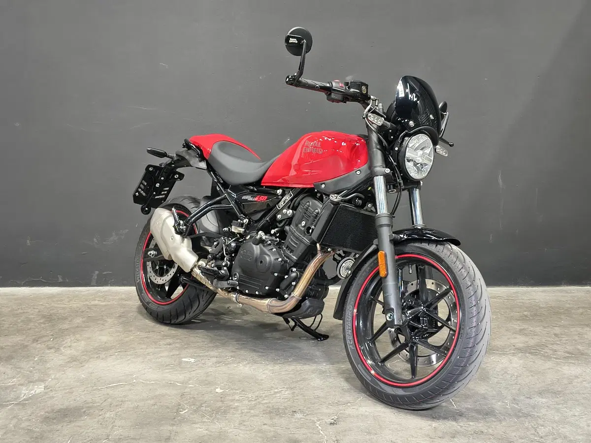 Royal Enfield Guerrilla 450 Apex (2026) (2)