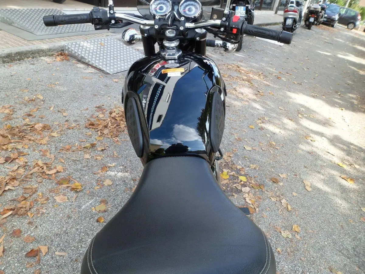 Benelli Imperiale 400 (2021 - 25) (7)