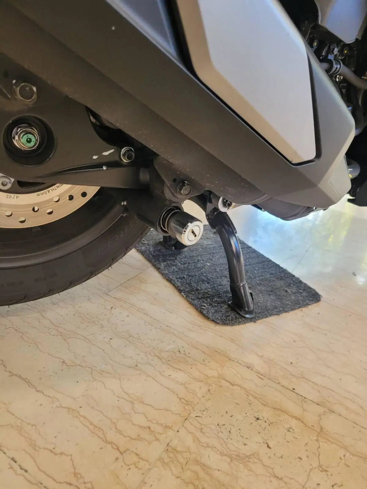 Honda ADV 350 (2025 - 26) (4)