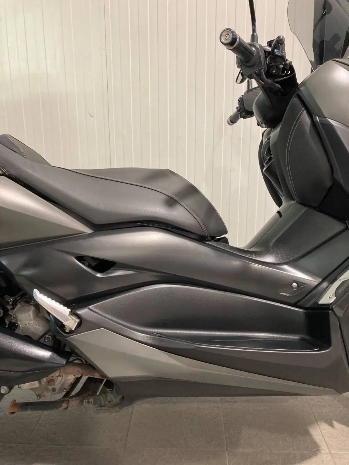 Yamaha X-Max 300 Tech Max (2021 - 24) (3)