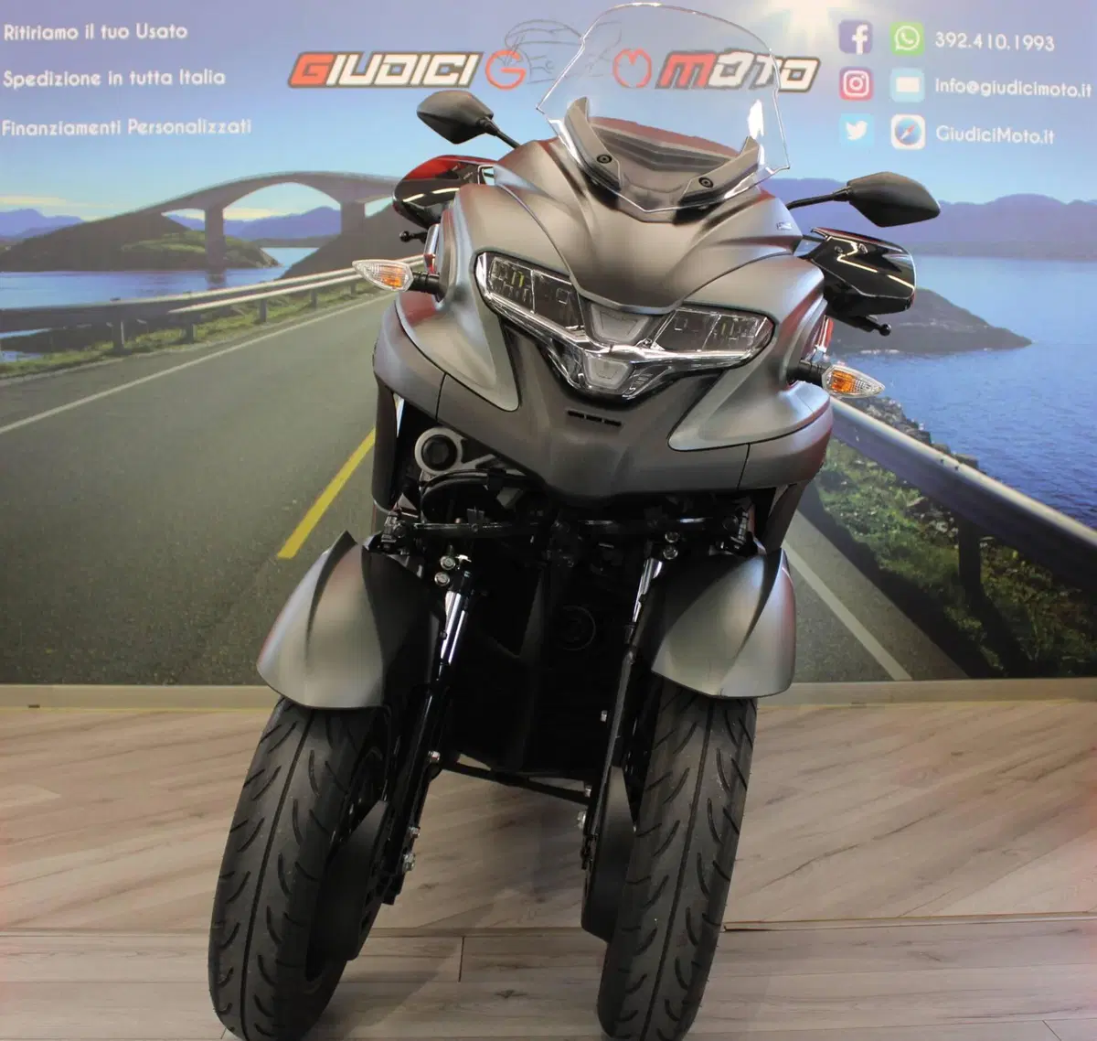 Yamaha Tricity 300 (2020) (2)