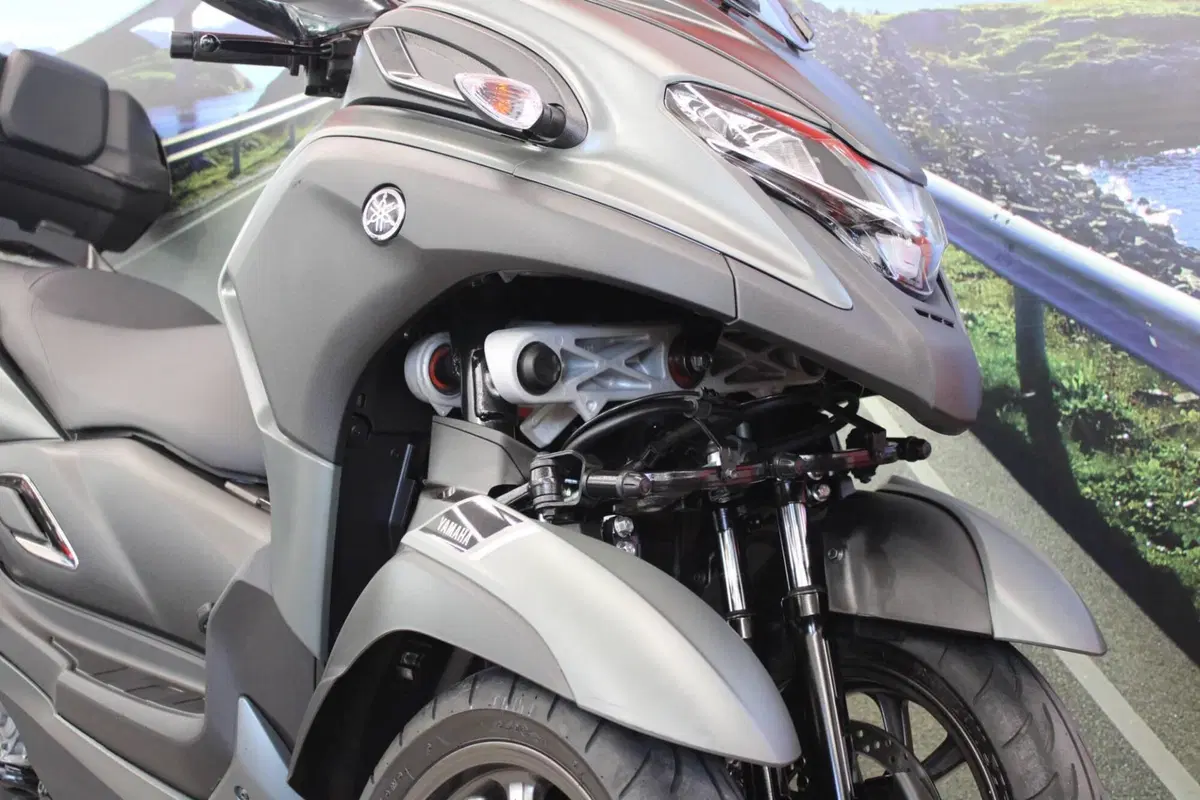 Yamaha Tricity 300 (2020) (12)
