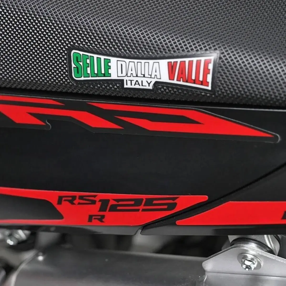 Swm RS 125 R (2026) (5)