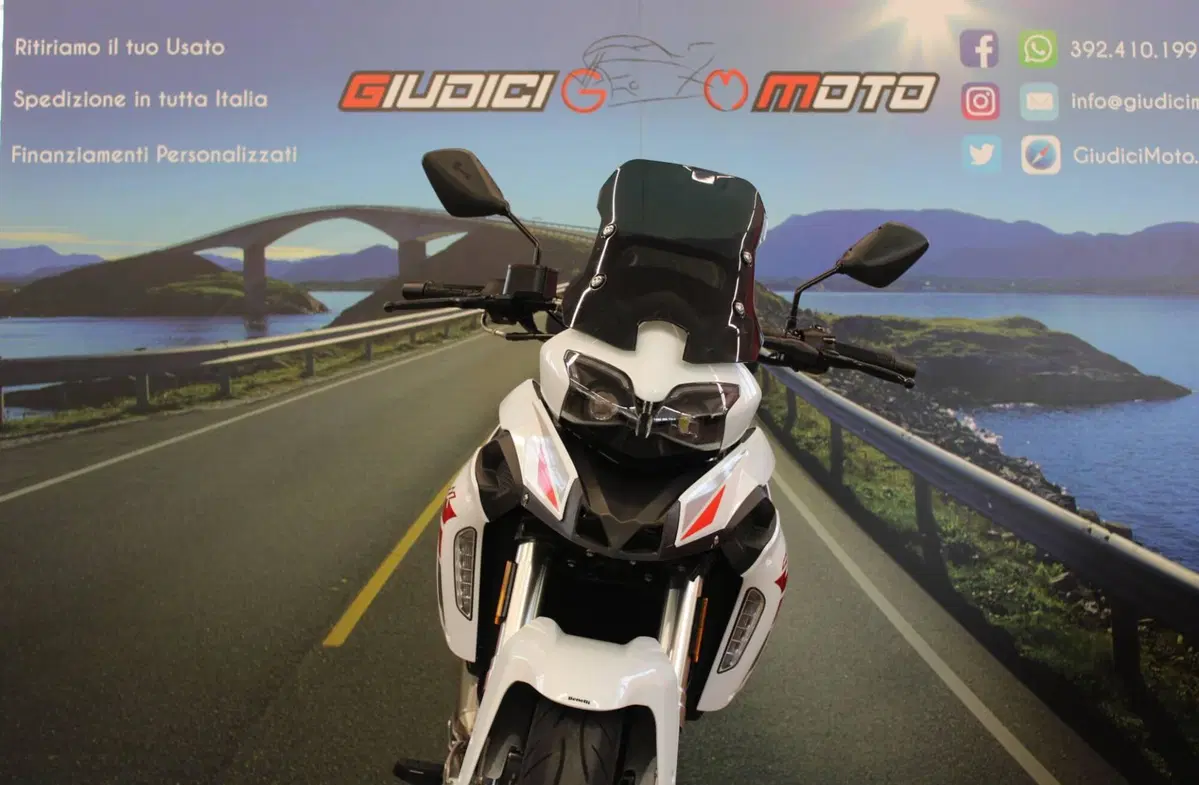 Benelli TRK 251 (2022 - 25) (9)