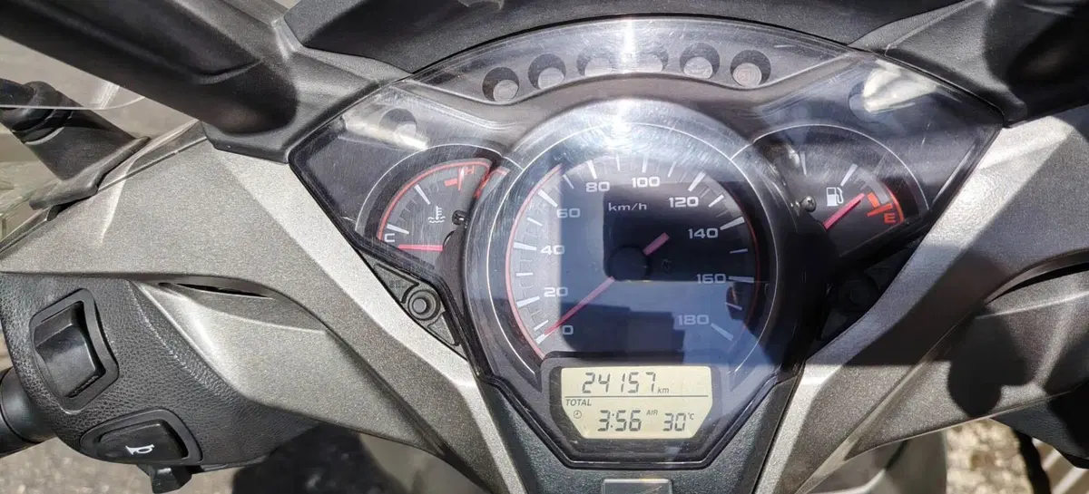 Honda SH 300 i Sport ABS (2018 - 20) (8)