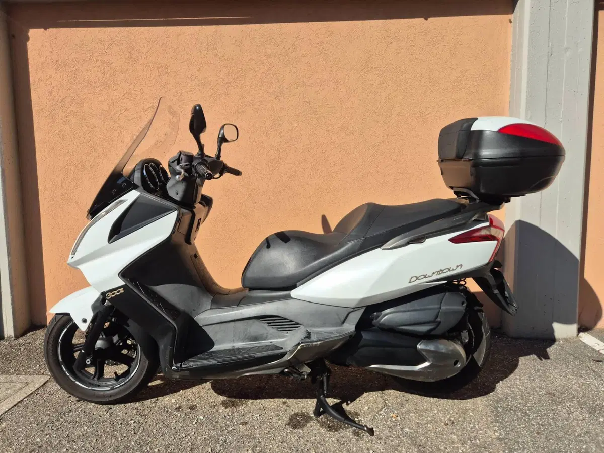 Kymco Downtown 300i (2009 - 17)
