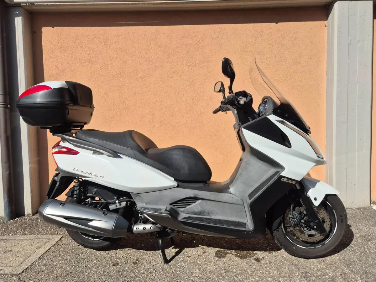 Kymco Downtown 300i (2009 - 17) (7)