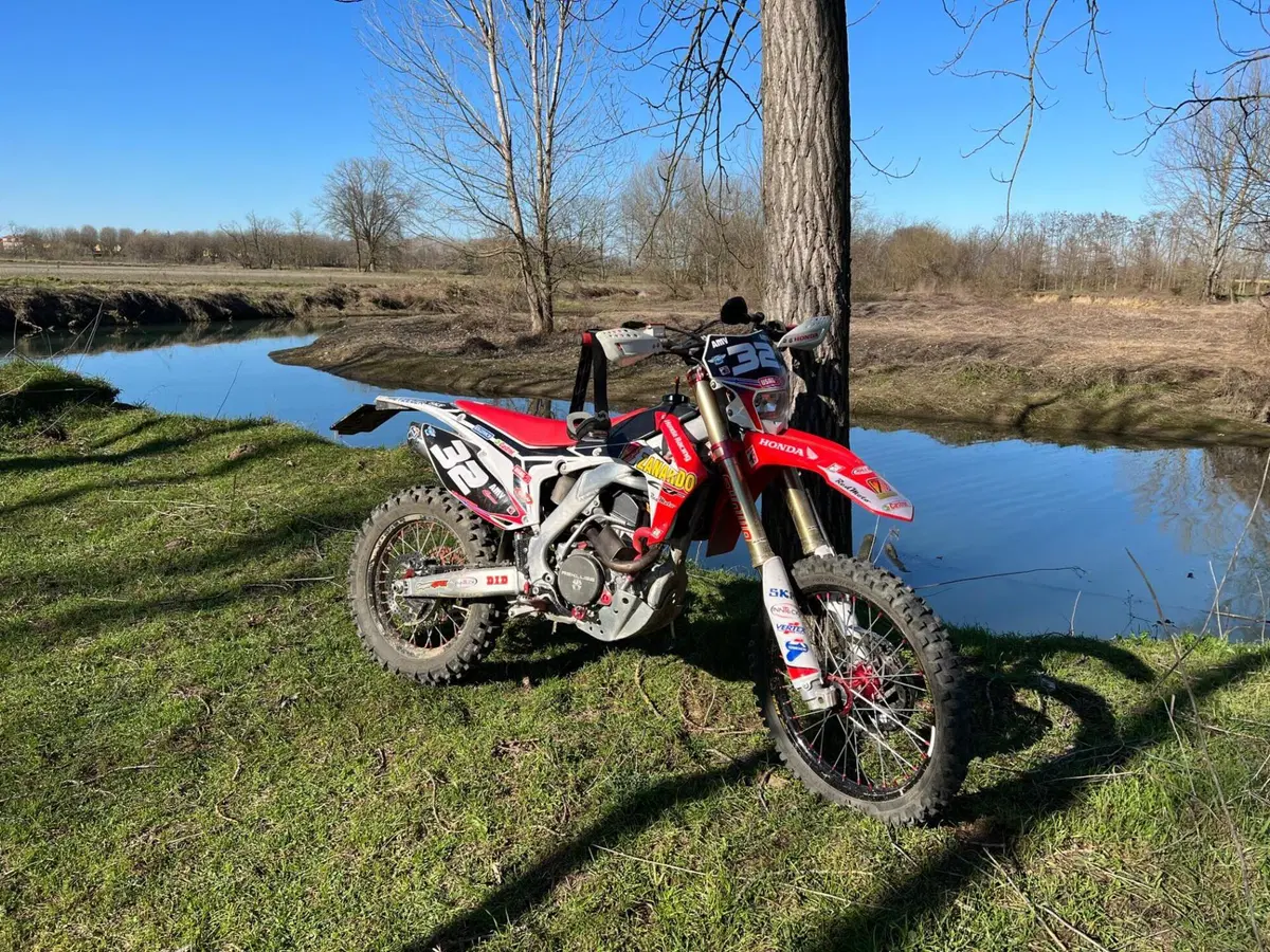 Honda CRF 250RF (2015) (4)