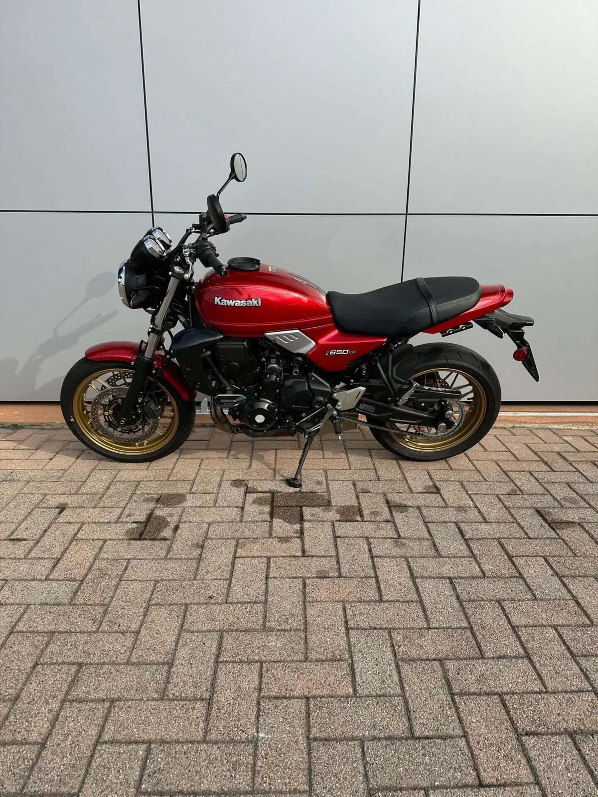 Kawasaki Z 650 RS (2025 - 27) (5)