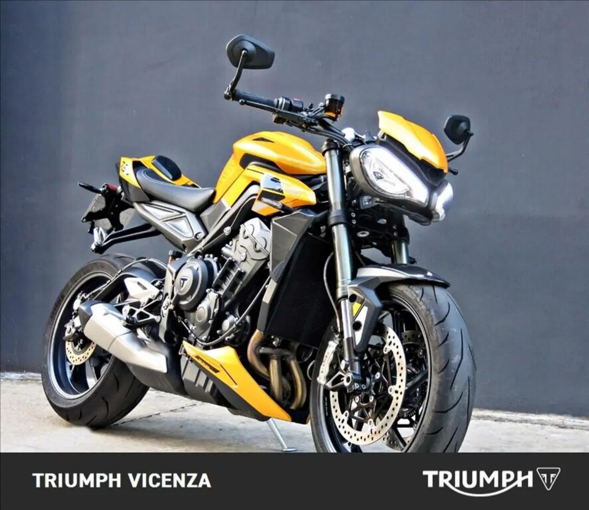 Triumph Street Triple 765 RS (2023 - 26) (2)
