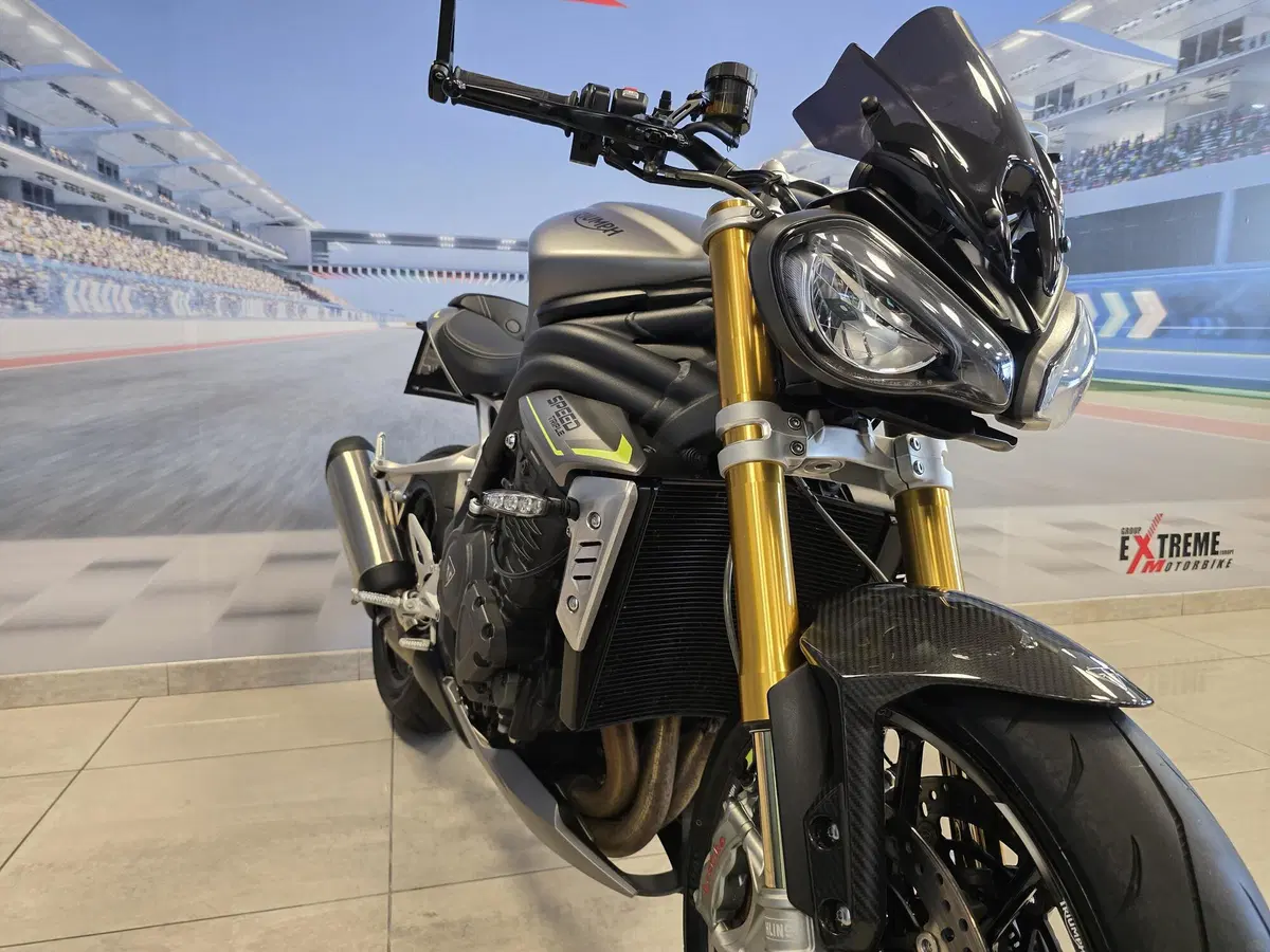 Triumph Speed Triple 1200 RS (2021 - 24) (14)