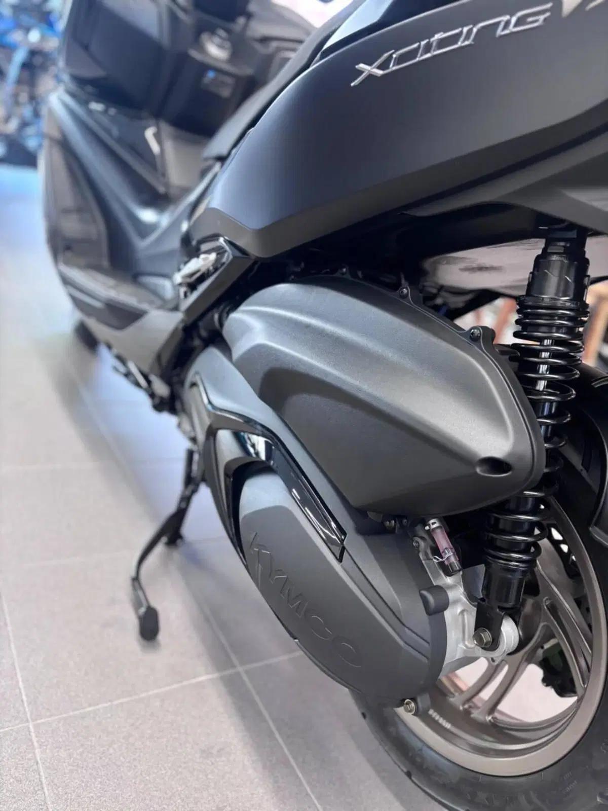 Kymco Xciting VS 400i (2023 - 26) (6)