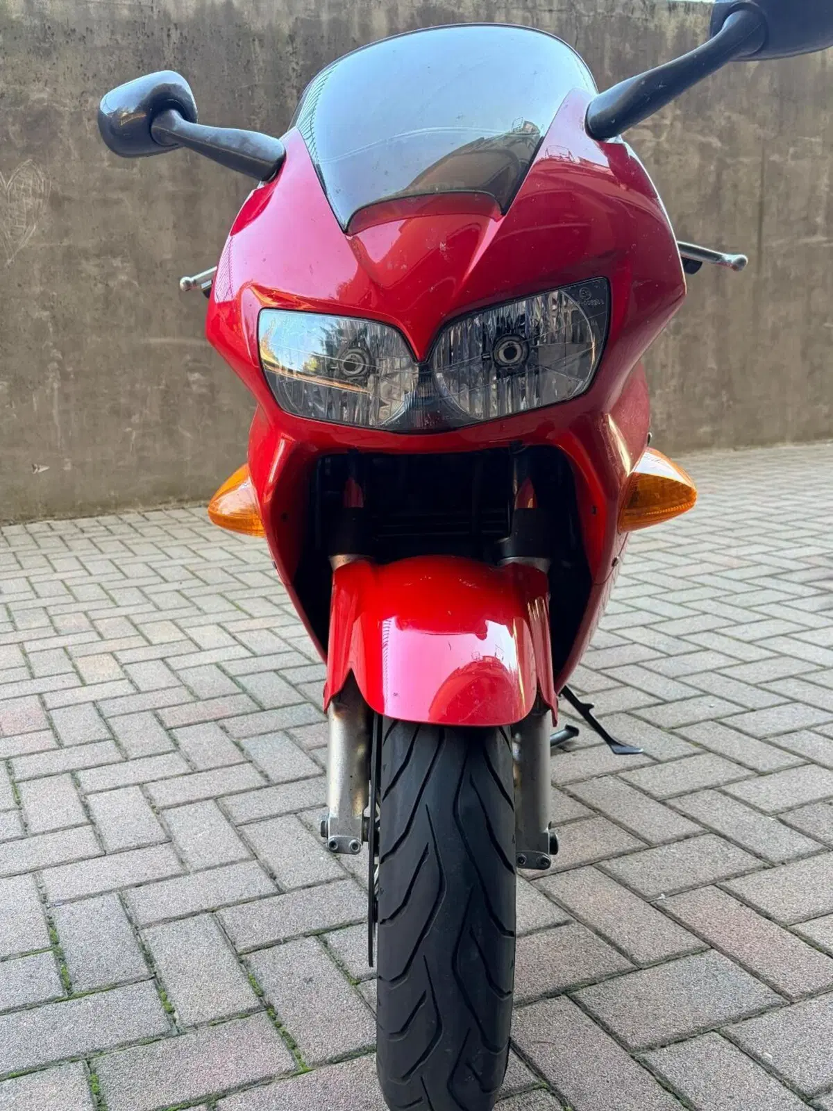 Honda VFR 800 (1998 - 01) (2)