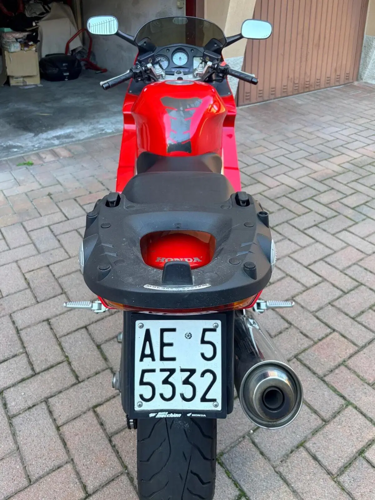 Honda VFR 800 (1998 - 01) (7)