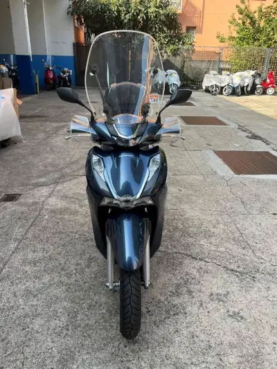 Honda SH 350 (2021 - 24) usata