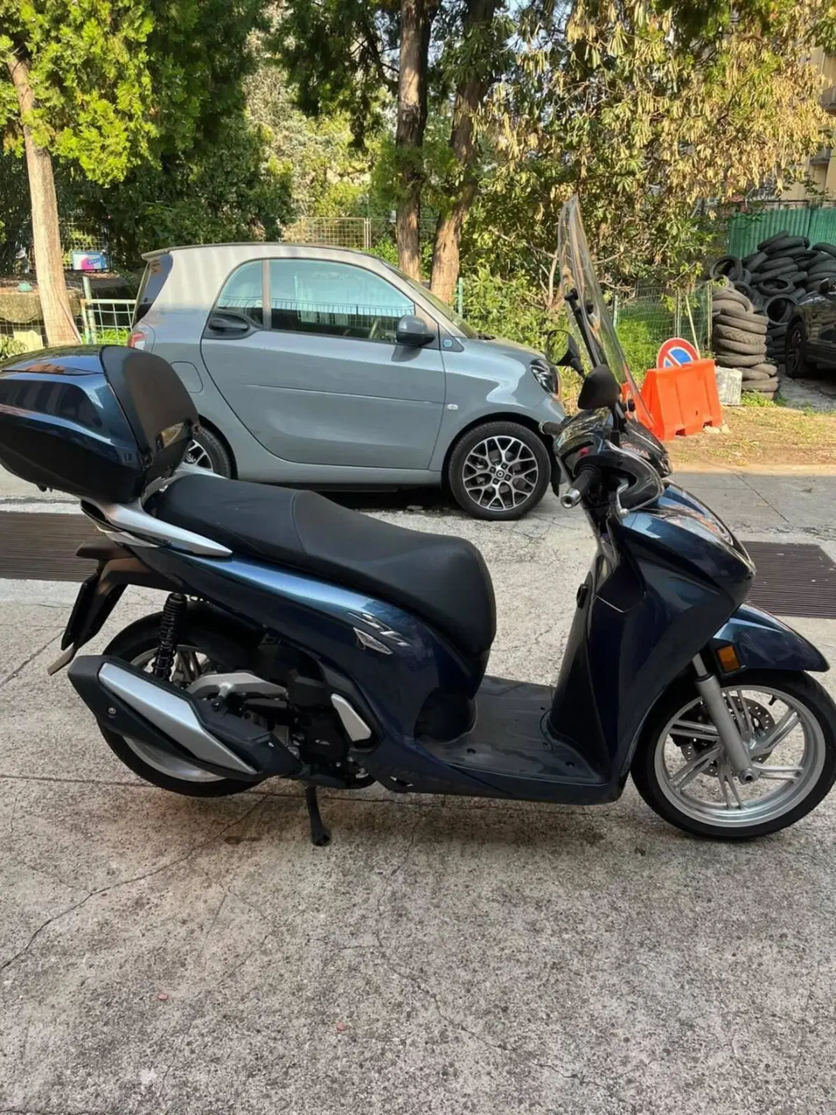 Honda SH 350 (2021 - 24) (2)