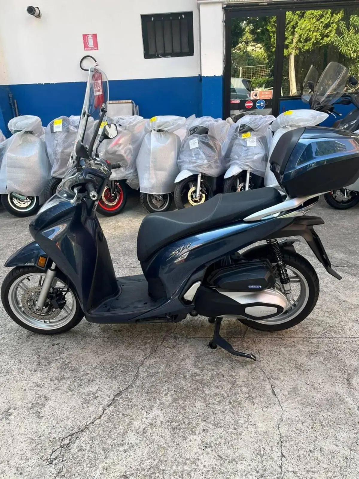Honda SH 350 (2021 - 24) (4)