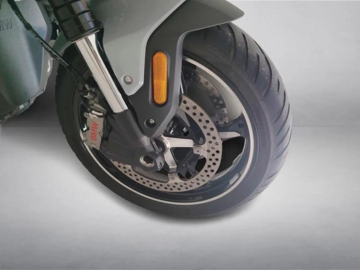 Bmw R 1300 RS (2026) (13)