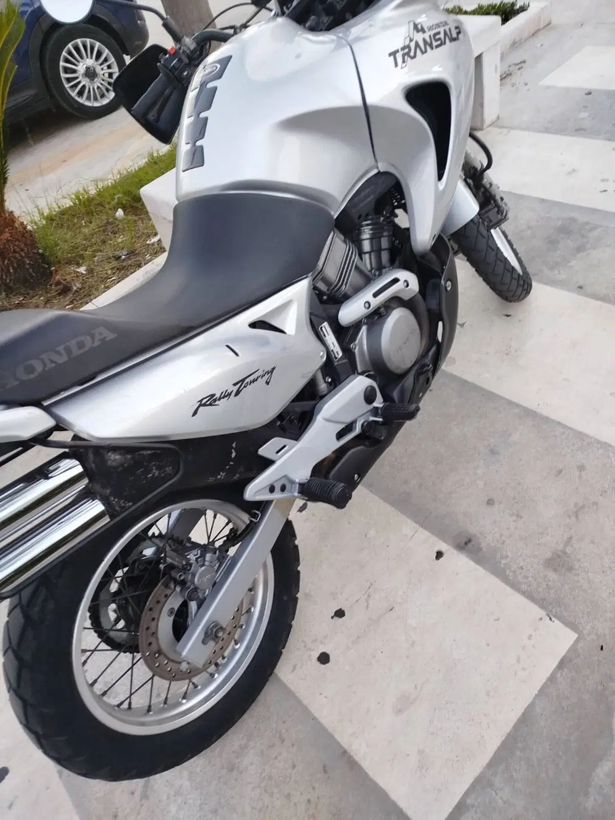 Honda Transalp  650 (3)