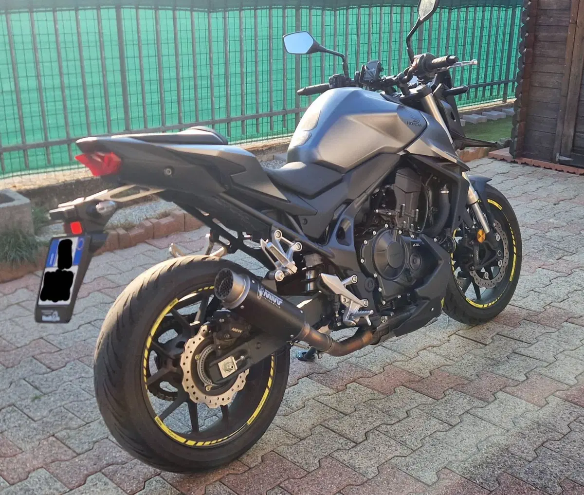 Honda CB 750 Hornet (2023 - 24) (2)