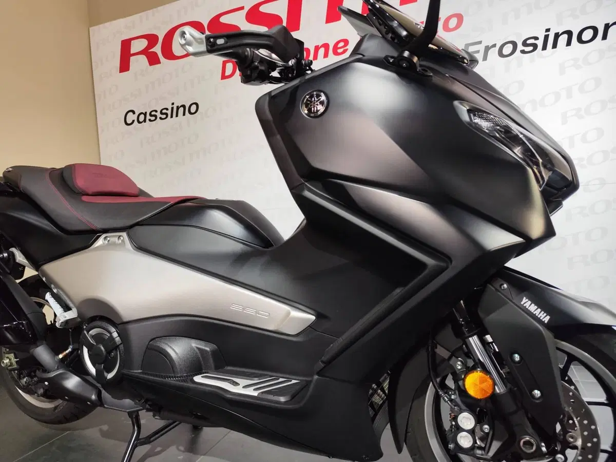 Yamaha T-Max 560 25th Anniversary (2026) (3)