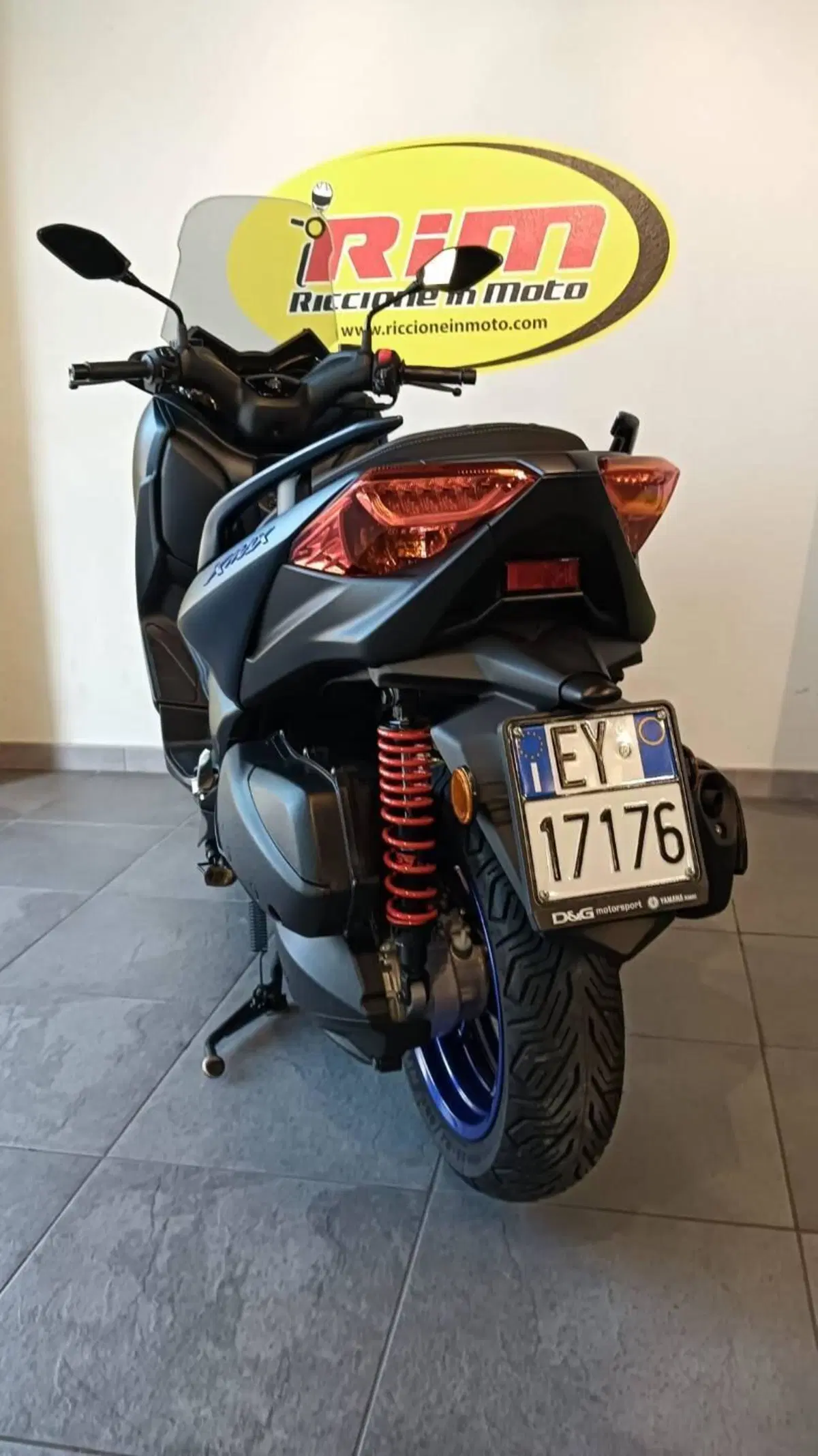 Yamaha X-Max 300 (2021 - 24) (14)