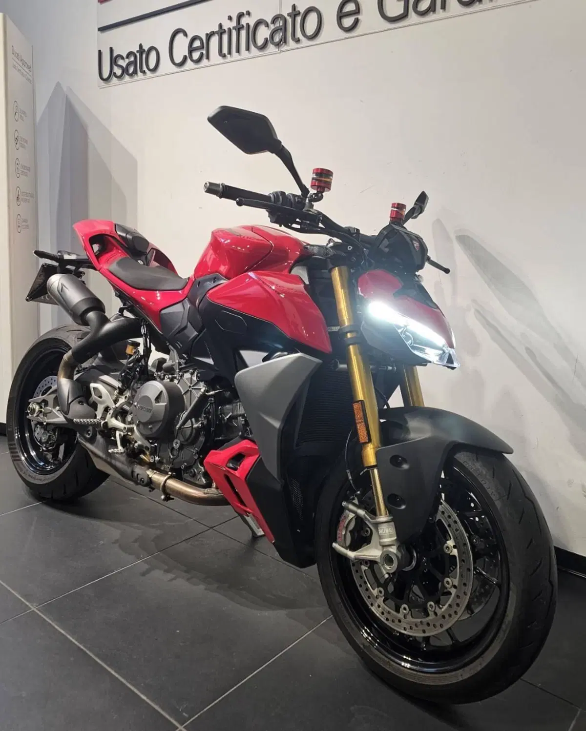Ducati Streetfighter V2 S (2025 - 26) (3)