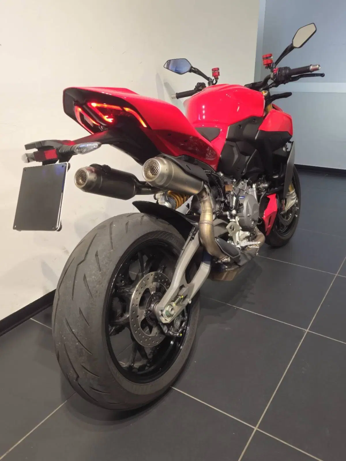 Ducati Streetfighter V2 S (2025 - 26) (4)