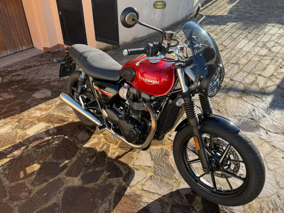Triumph Street Twin 900 (2019 - 20) (4)