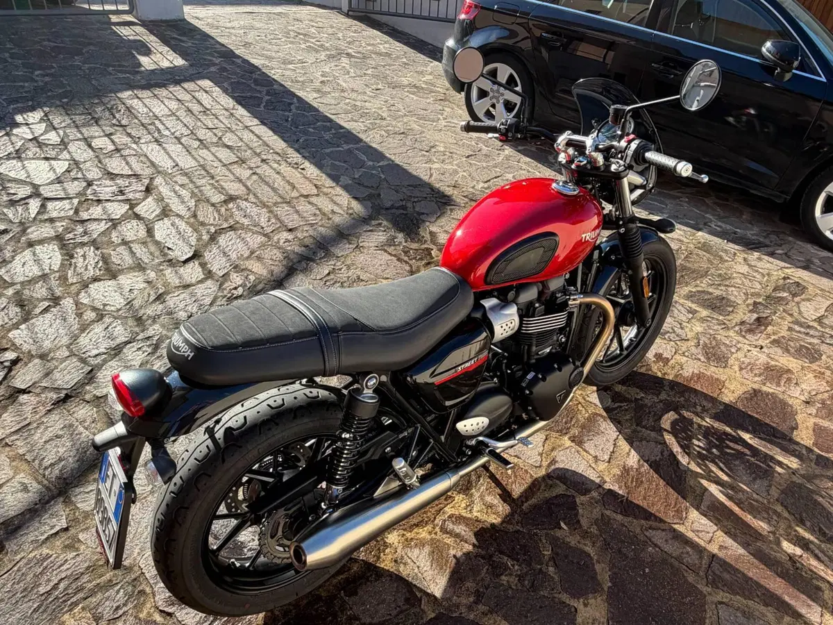 Triumph Street Twin 900 (2019 - 20) (5)