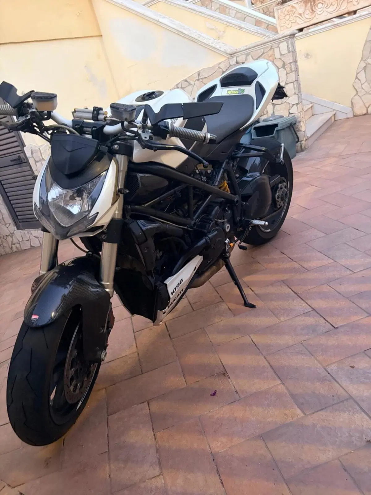 Ducati Streetfighter (2009 - 12) (5)