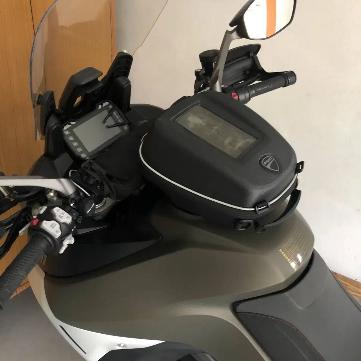 Ducati Multistrada 1200 Enduro (2016 - 18) (6)