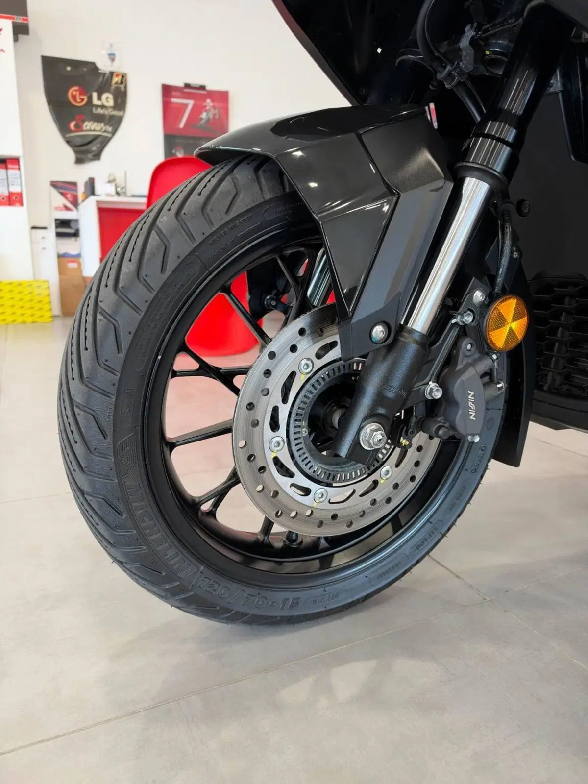 Honda ADV 350 Special Edition (2025 - 26) (11)