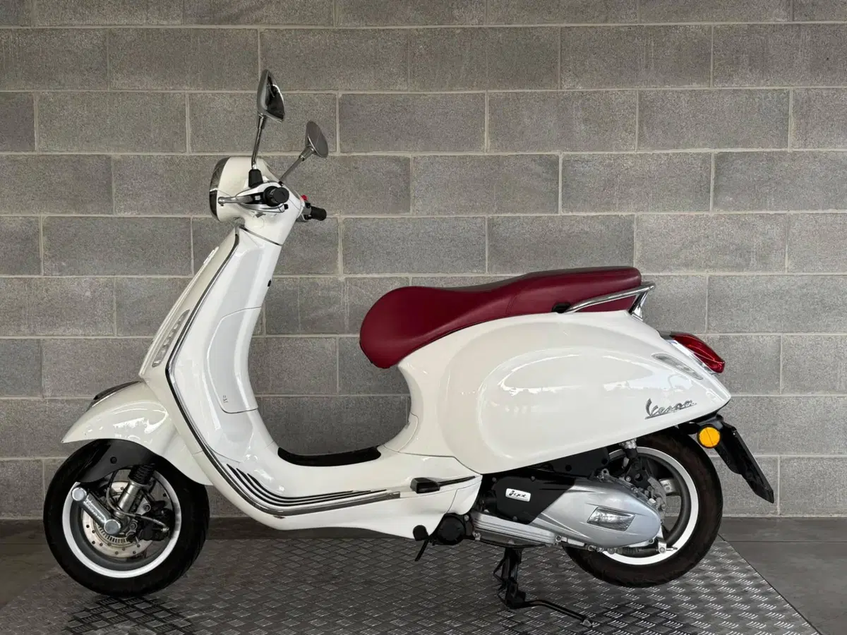 Vespa Primavera 125 3V ie (2014 - 16) (5)