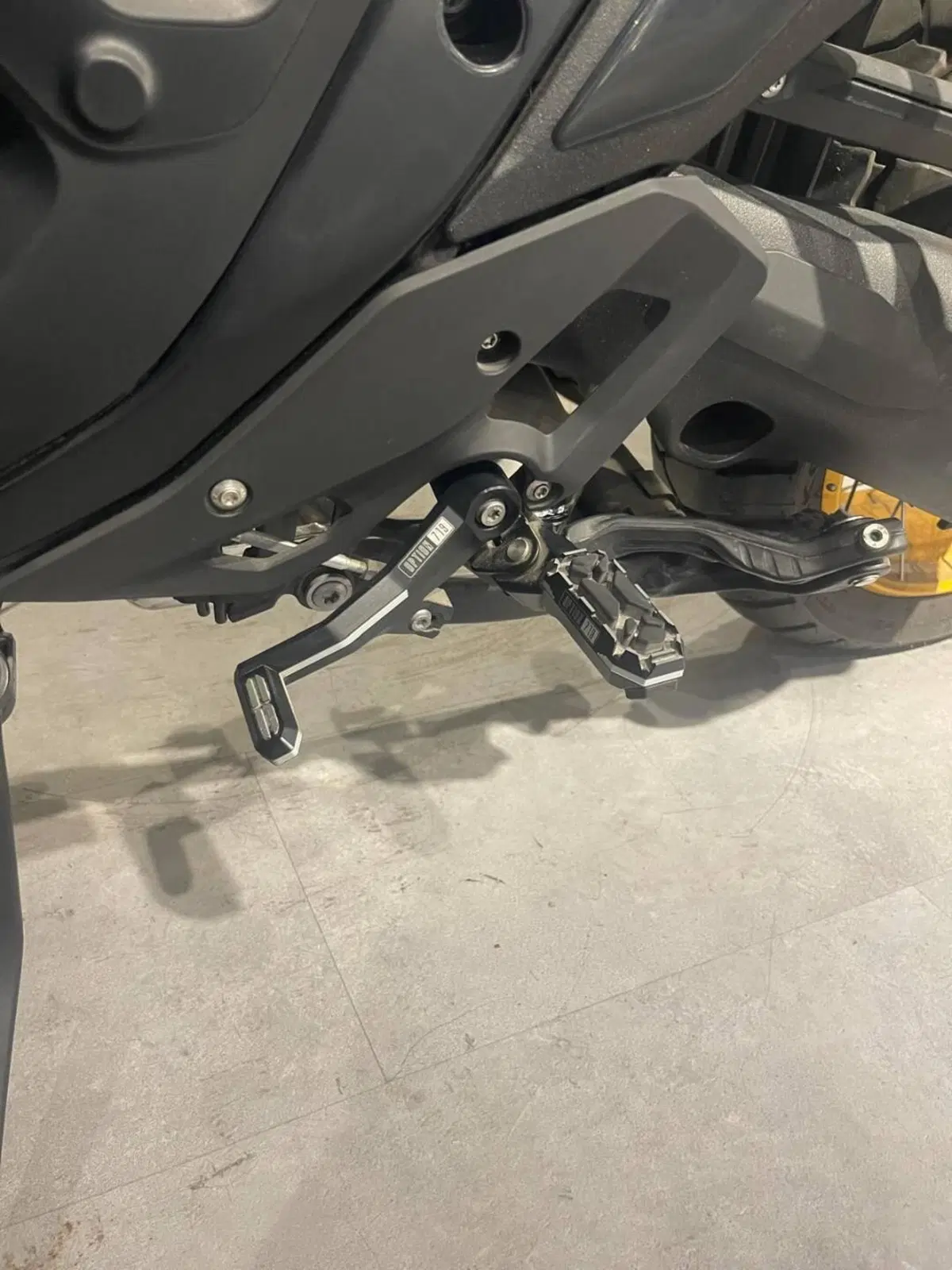 Bmw R 1300 GS Option 719 Tramuntana (2023 - 26) (9)