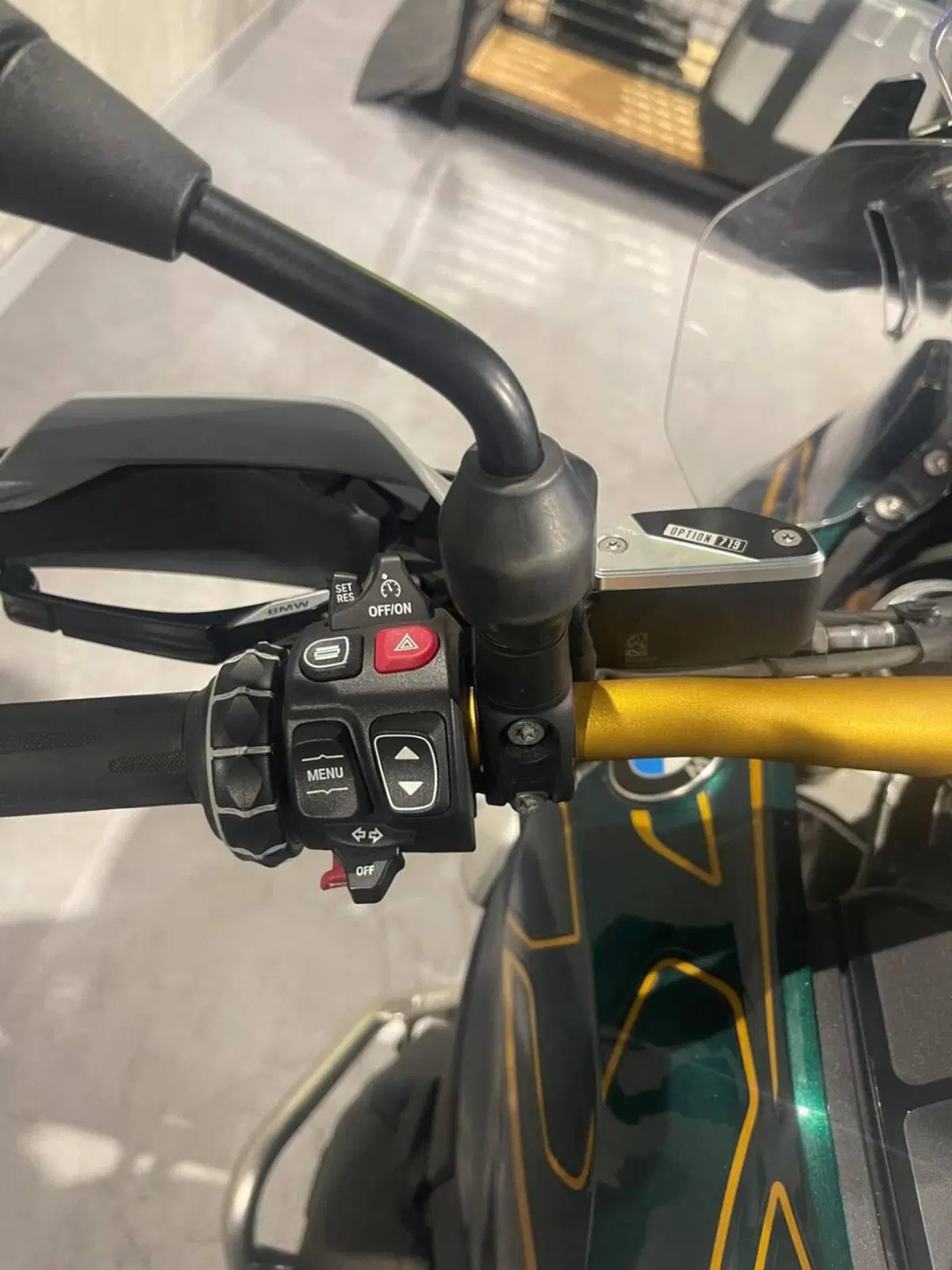 Bmw R 1300 GS Option 719 Tramuntana (2023 - 26) (6)