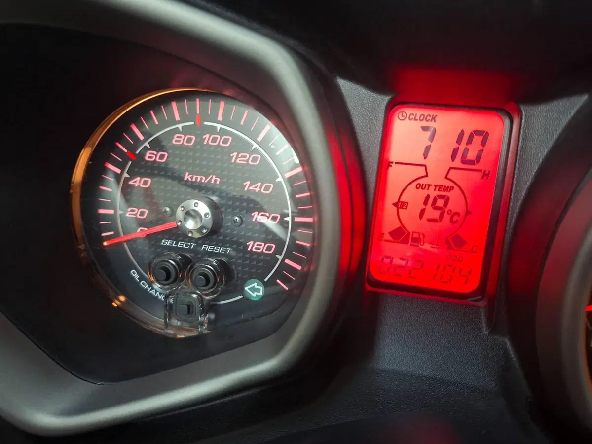 Yamaha X-Max 400 ABS (2013 - 16) (3)