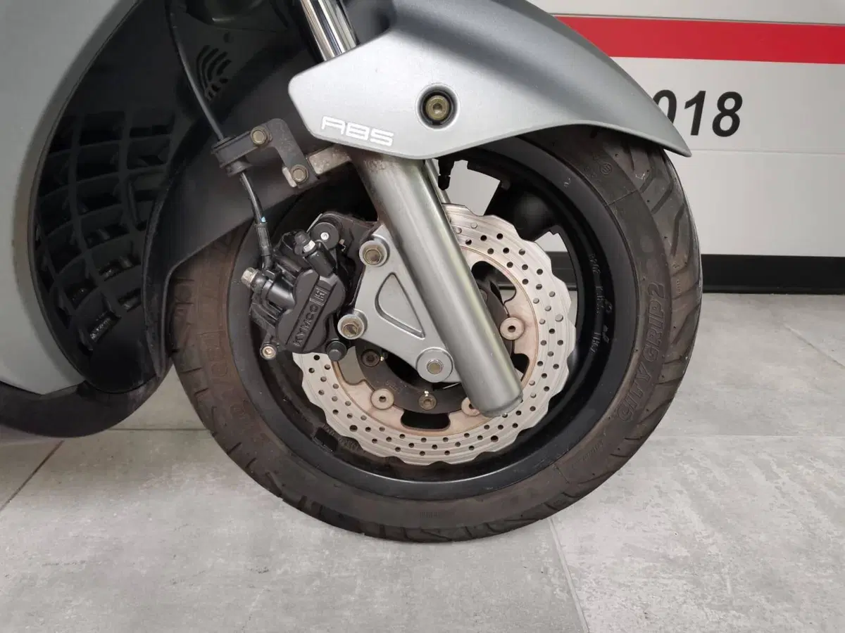 Kymco G-Dink 300i ABS (2020) (12)