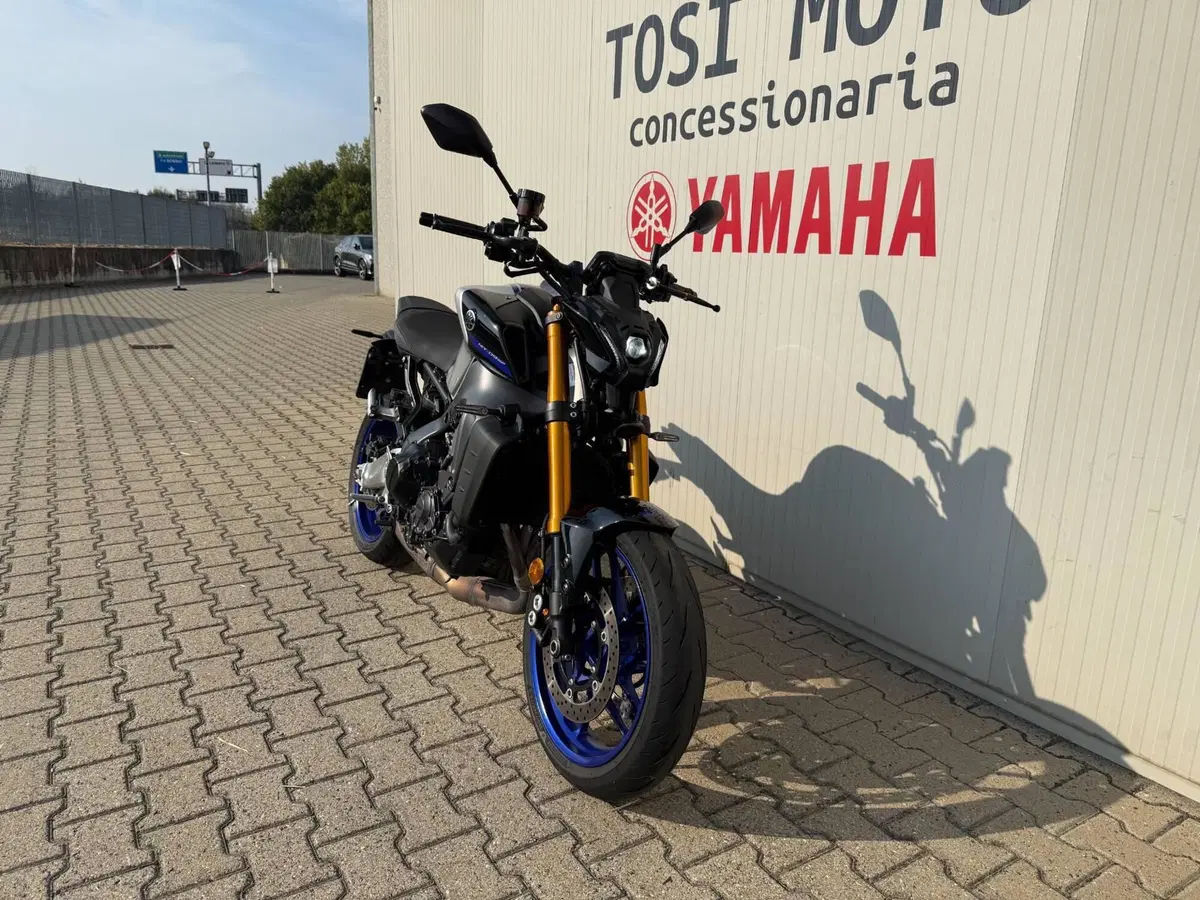 Yamaha MT-09 SP (2021 - 23) (3)