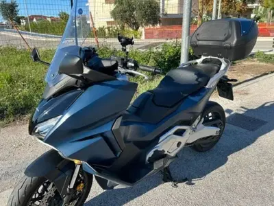 Honda Forza 750 DCT Urban (2021 - 24) usata